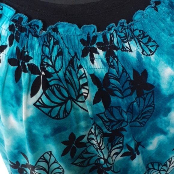 CAROL ROSE Gathered Ruched Tunic Top - Picture 6 of 7